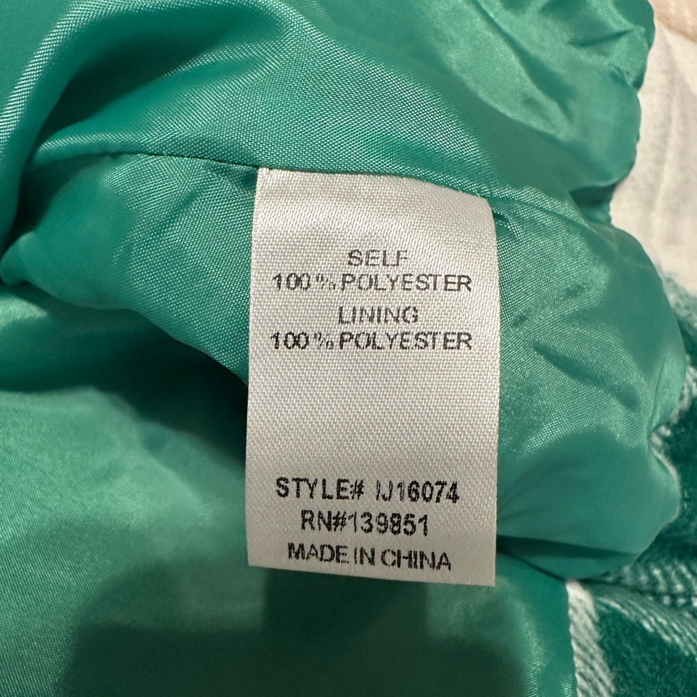 Plaid flannel jacket NWOT - Picture 12 of 13